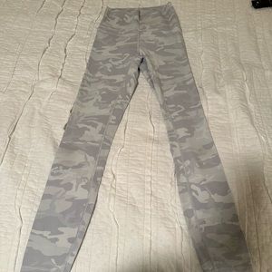 White Camo Lululemon leggings 25"